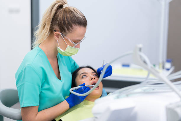 Best Emergency Gum Treatment in Cypress Lake, FL